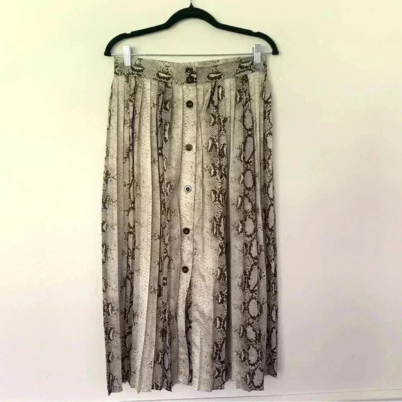 Dress Forum Women's Snakeskin Print Pleated Midi Skirt Size Large - Picture 4 of 14